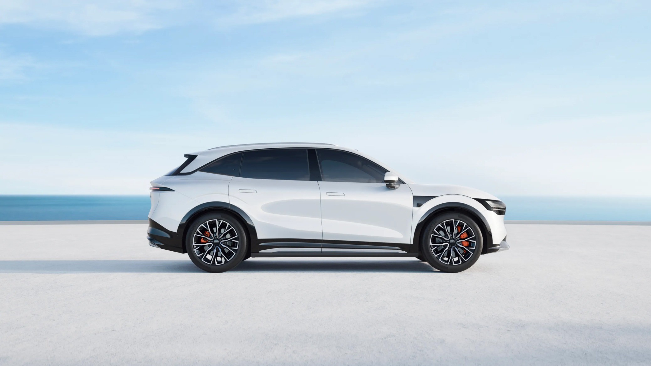 250727171341_1732762756-suv