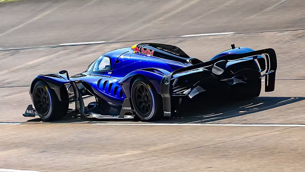 Red Bull Rv17 Άκου το Red Bull RB17 με τον V10 1.217 ίππων να «λυσσάει» (+video ...